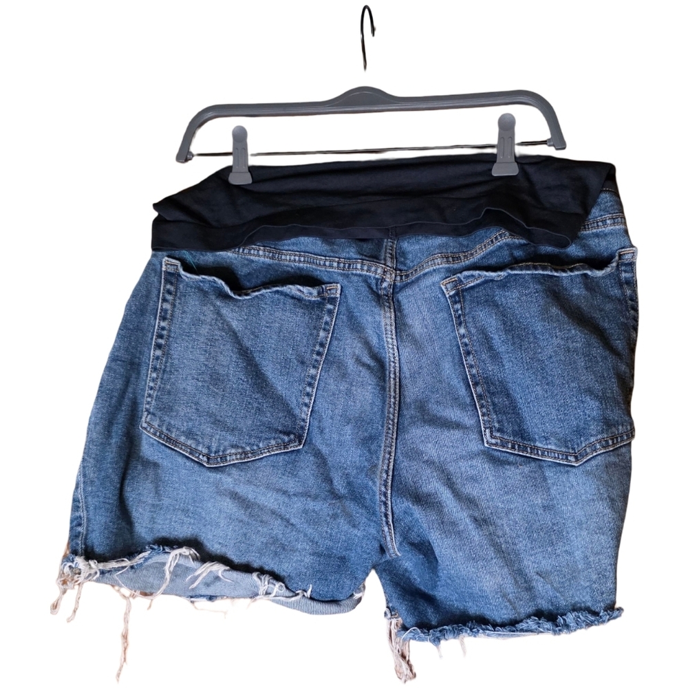 Old Navy Maternity OG Straight Denim Shorts Full Panel Size 18 Blue Stretch - Picture 4 of 5